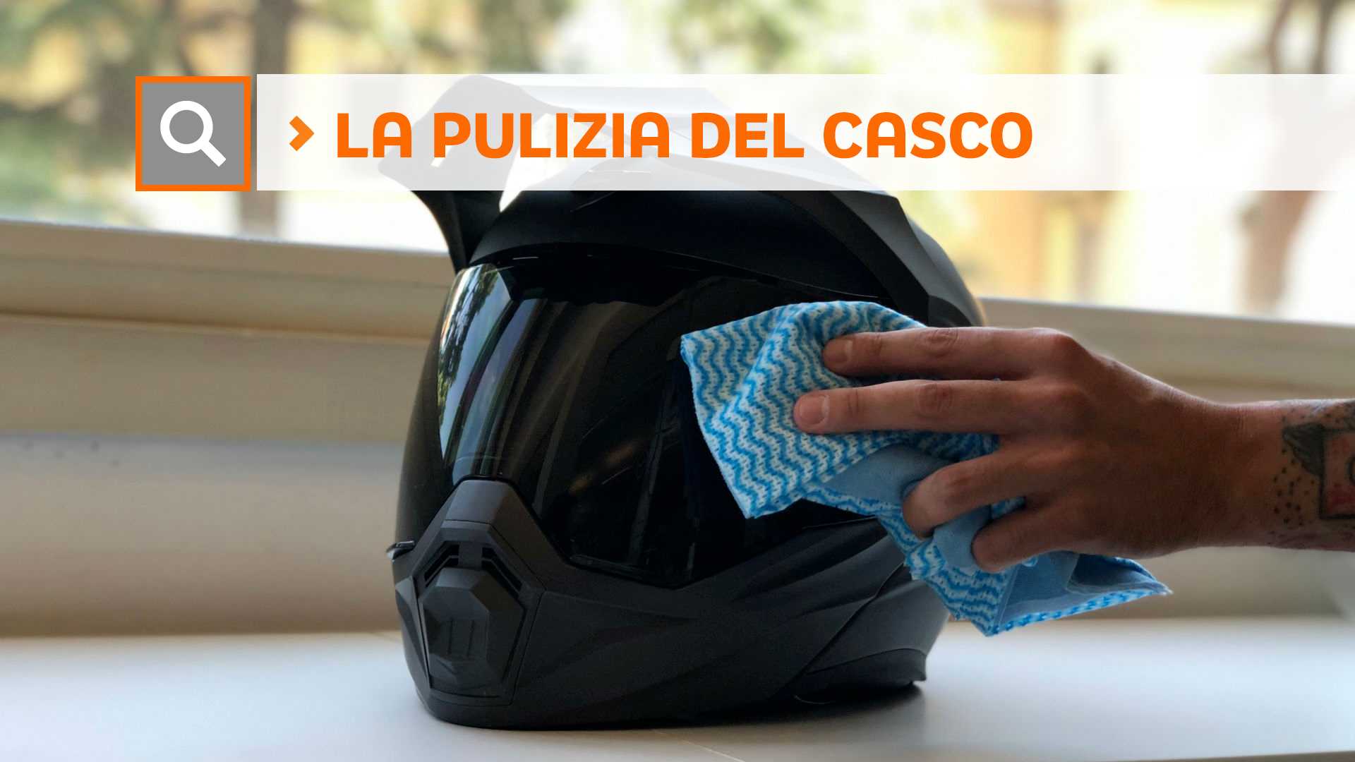 Moto News Tutorial Come Si Pulisce Il Casco Della Moto Gpone